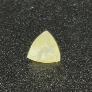 0.32 ct ADAMITE  -  MEXICO