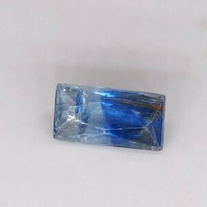 0.60 ct BI COLOR BLUE APATITE  -  BRAZIL