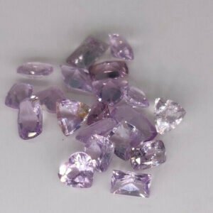 VALUE LOT 4.35 ct 20 pcs PURPLE APATITE MAINE - USA